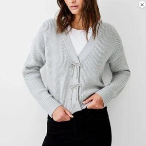 FRENCH CONNECTION Soft Sparkly Bow Embellished Cardigan In Light Grey